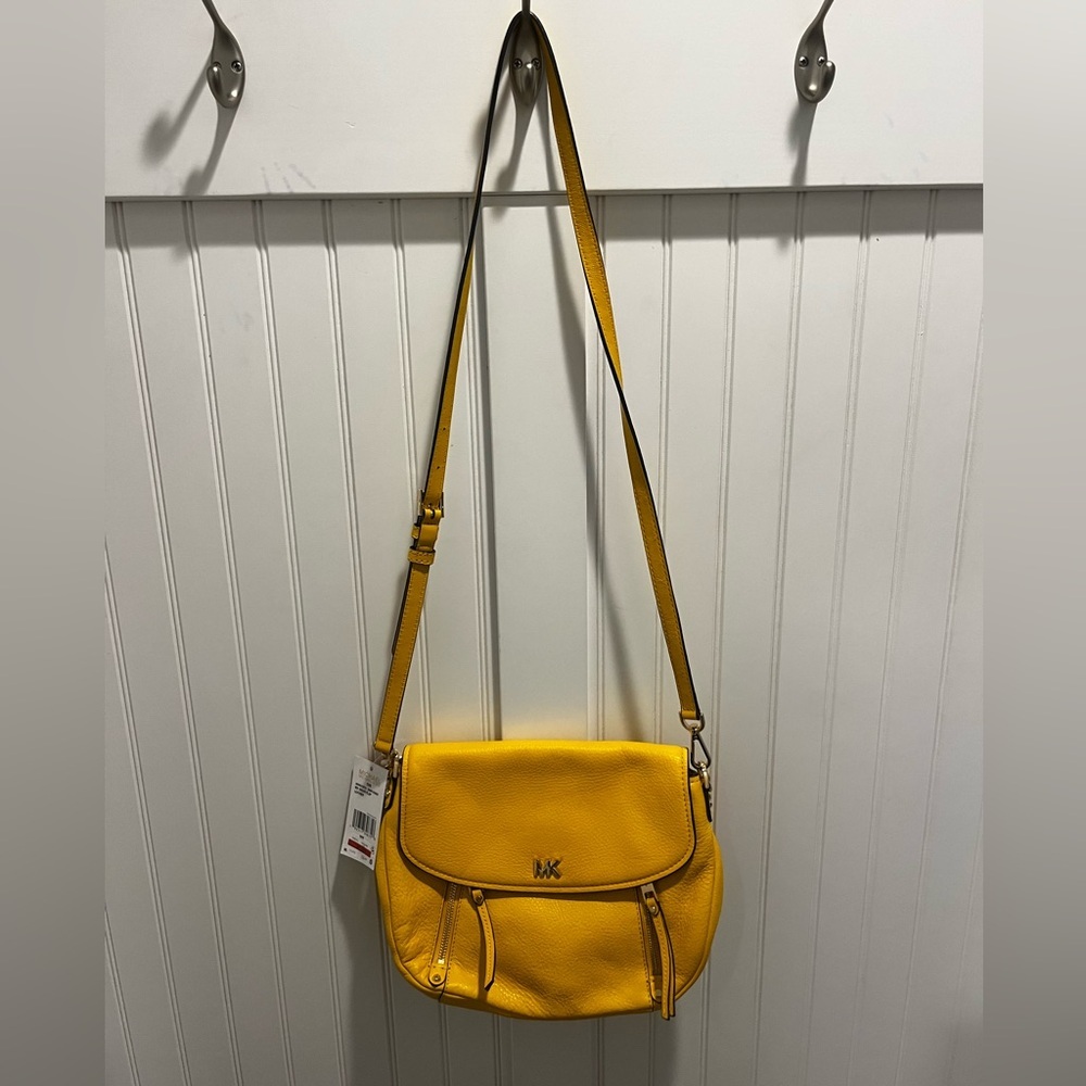 Michael Kors Evie Purse in Sunflower WITH Matching Wallet! NWT